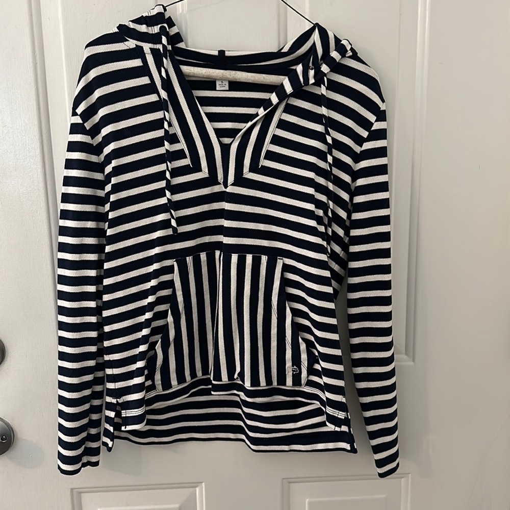 Southern tide pull over